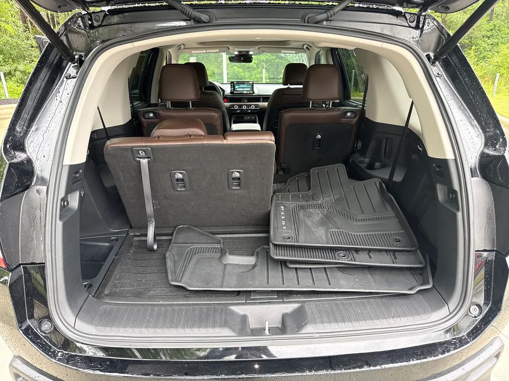 2023 Honda Pilot Elite - Photo 31