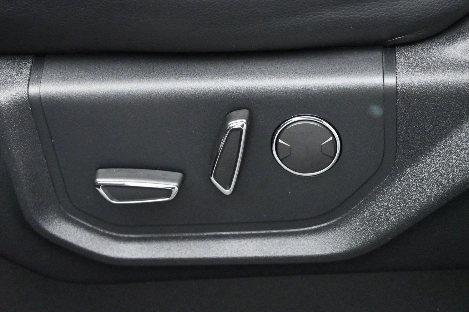Used 2019 Agate Black Ford LARIAT image 15
