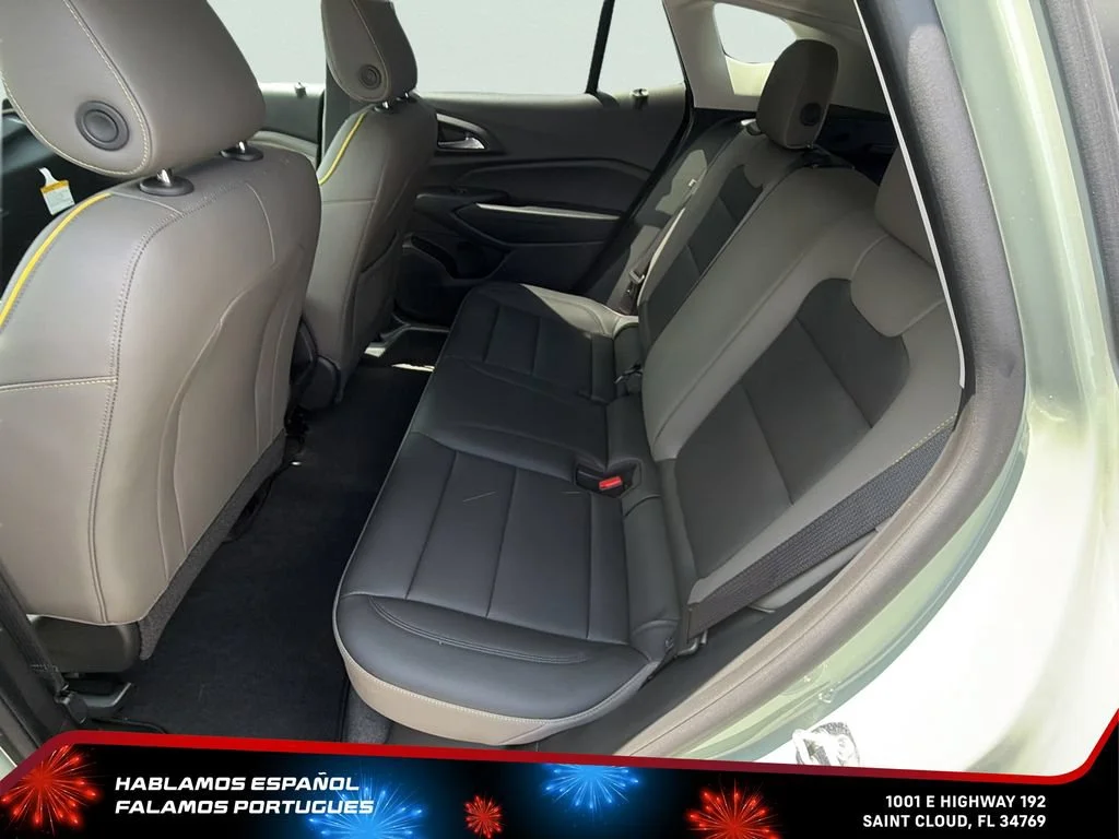 Used 2025 Cacti Green Chevrolet ACTIV image 25