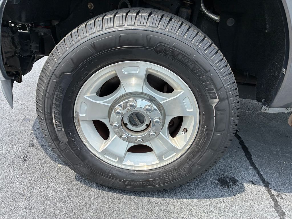 Used 2015 Gray Ford Lariat image 7