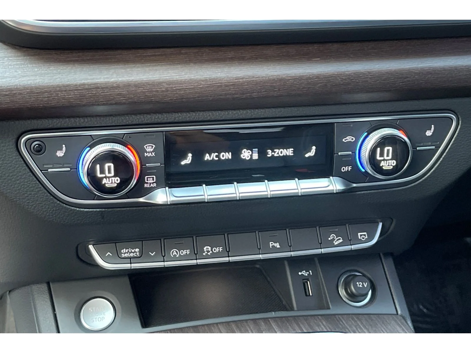 Used 2021 Manhattan Gray Metallic Audi Premium image 26