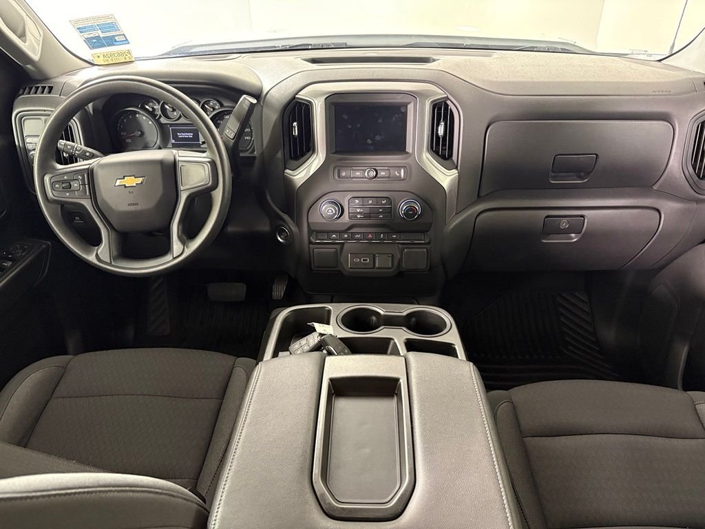 Used 2024 White Chevrolet Custom image 47