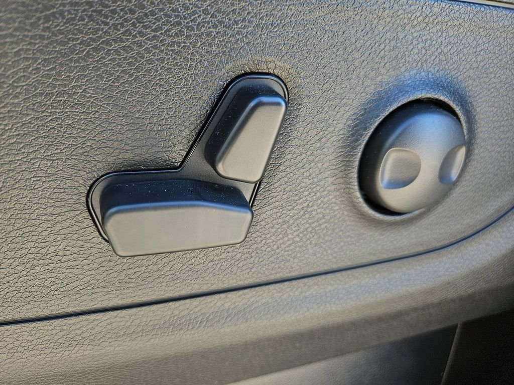 2026 RAM 1500 Big Horn/Lone Star - Photo 14