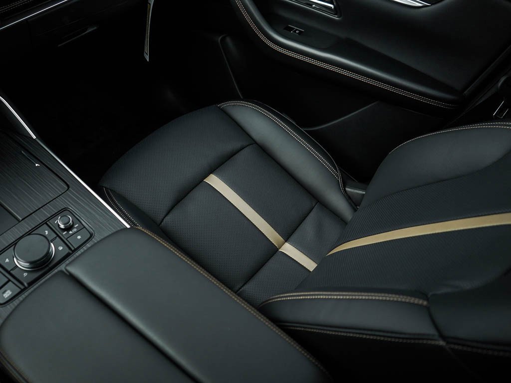 2026 Mazda CX-90 Premium Plus Package - Photo 27