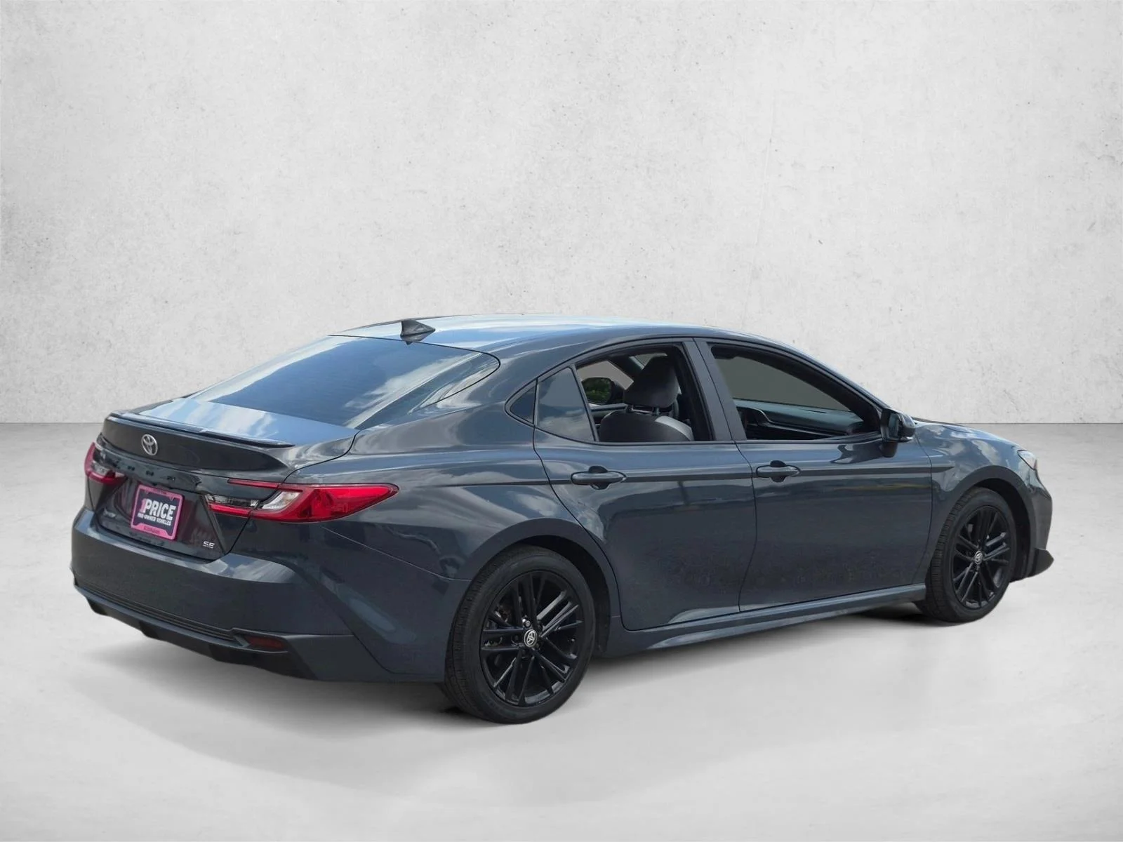 Used 2025 Underground Toyota LE image 5