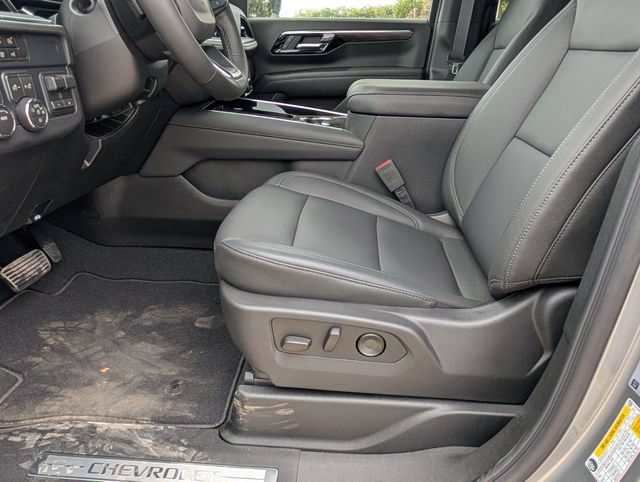 New 2026 Sterling Gray Metallic Chevrolet LT image 10