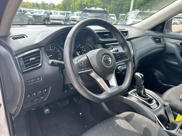 Used 2019 Silver Nissan SV image 12