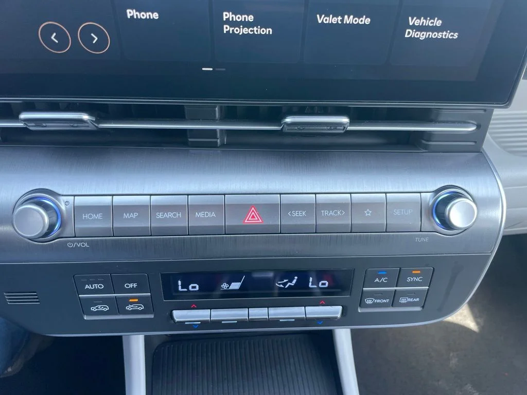 Used 2024 Denim Blue Pearl Hyundai SEL image 10