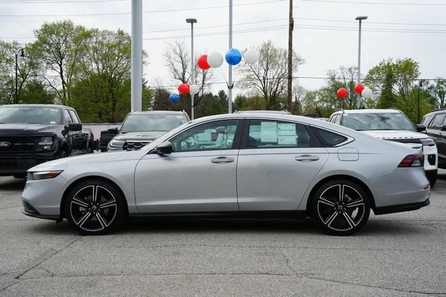 Used 2025 Silver Honda Sport image 4