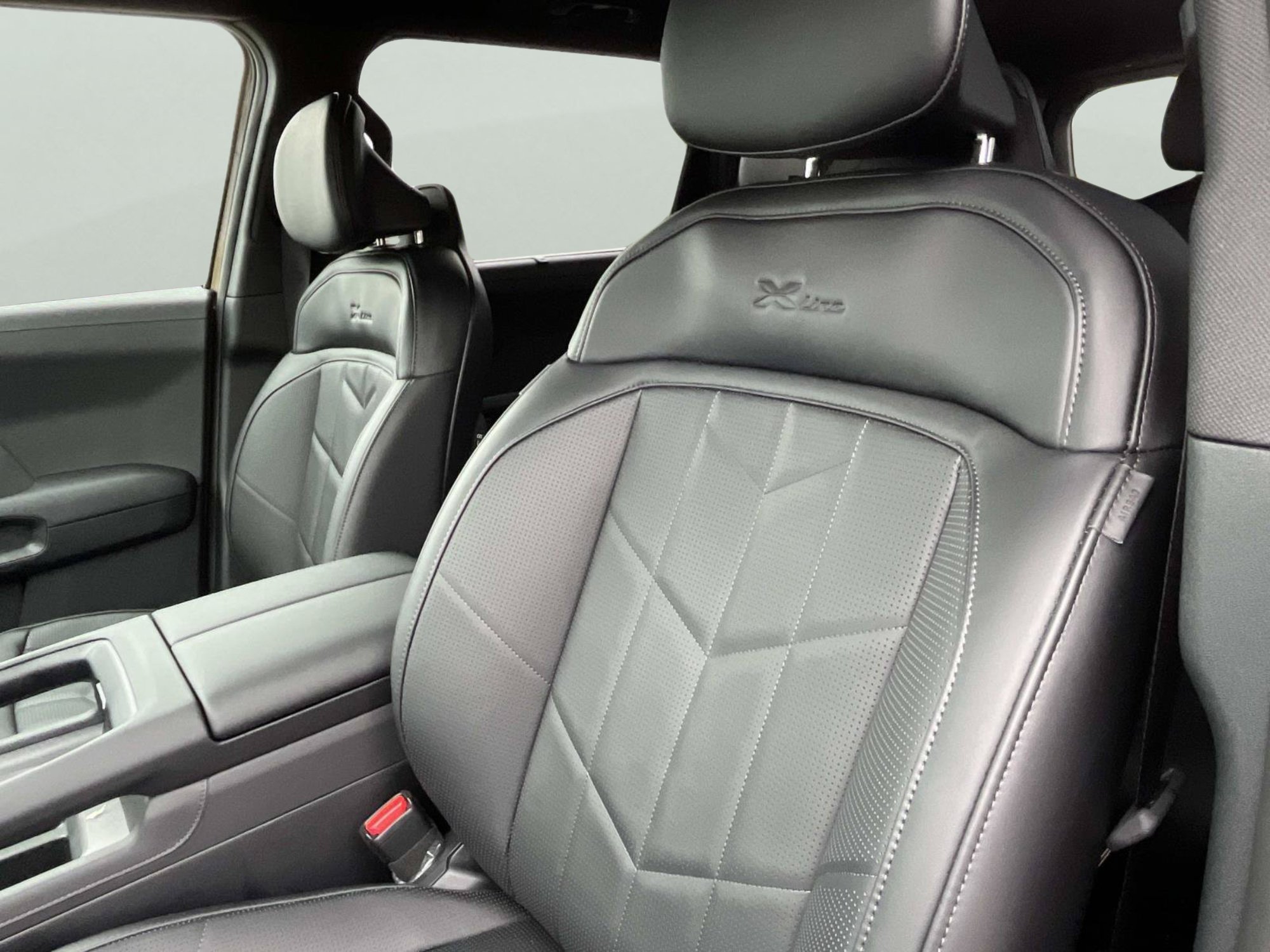 New 2027 Terrain Brown Kia X-Line EX image 27