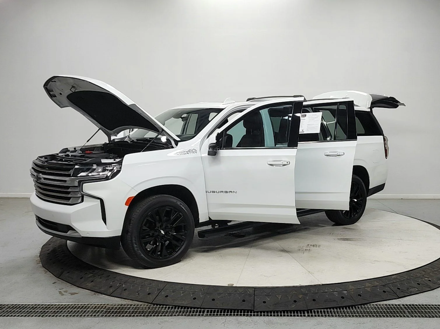 Used 2021 Summit White Chevrolet High Country image 11