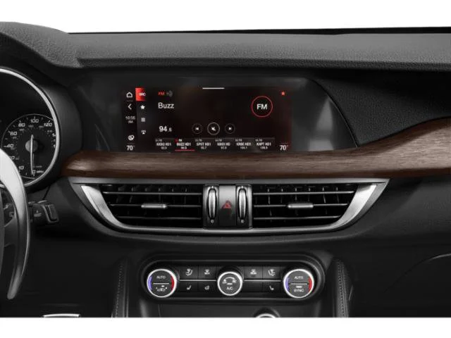 Used 2023 Alfa Rosso Alfa Romeo Ti image 13