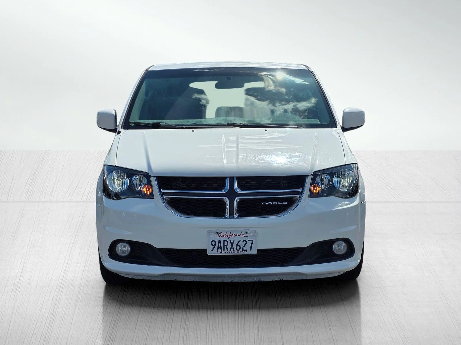 Used 2012 Dodge Grand Caravan Crew with VIN 2C4RDGDG5CR198421 for sale in Lakewood, CA