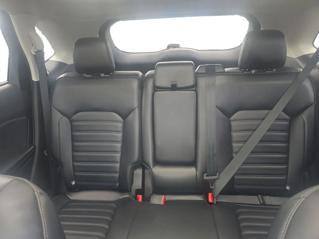 Used 2023 Black Metallic Ford SEL image 10