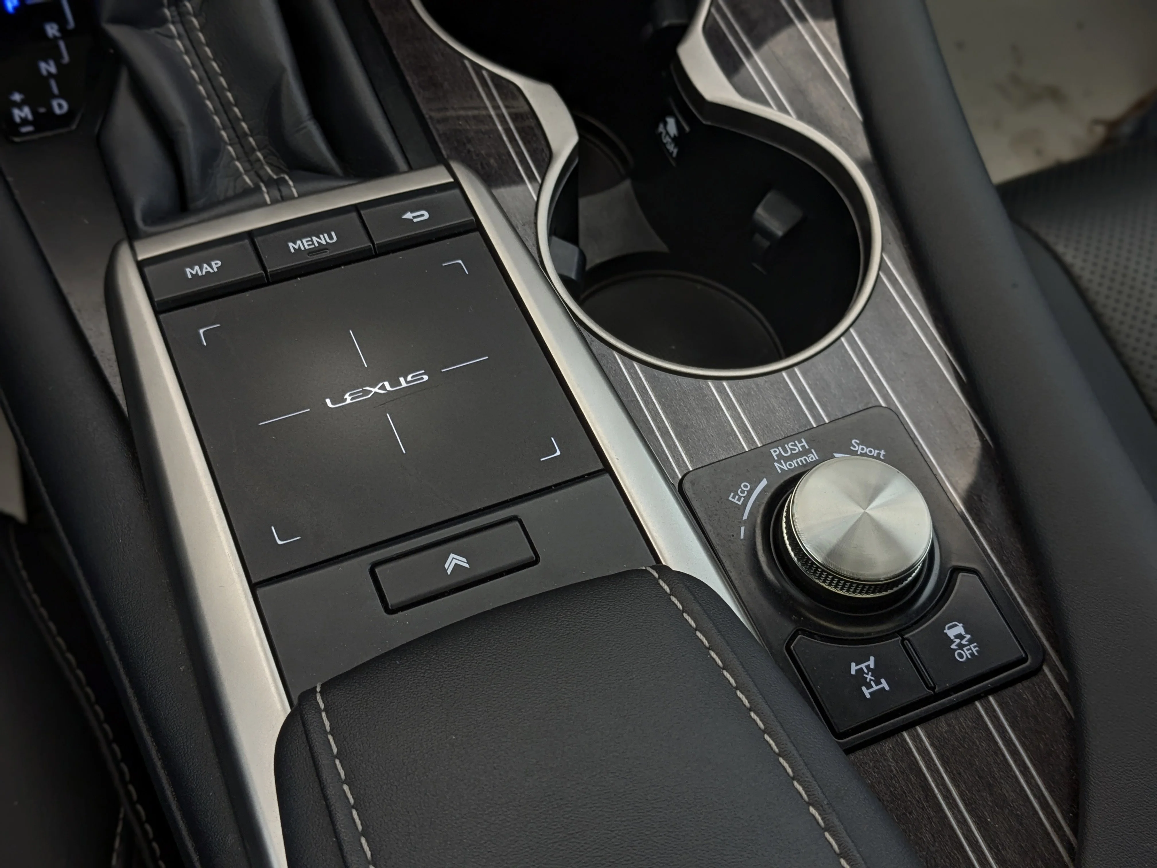 Used 2020 Silver Lexus RX 350 - 8 Touchscreen - Leather - Sunroof - image 27