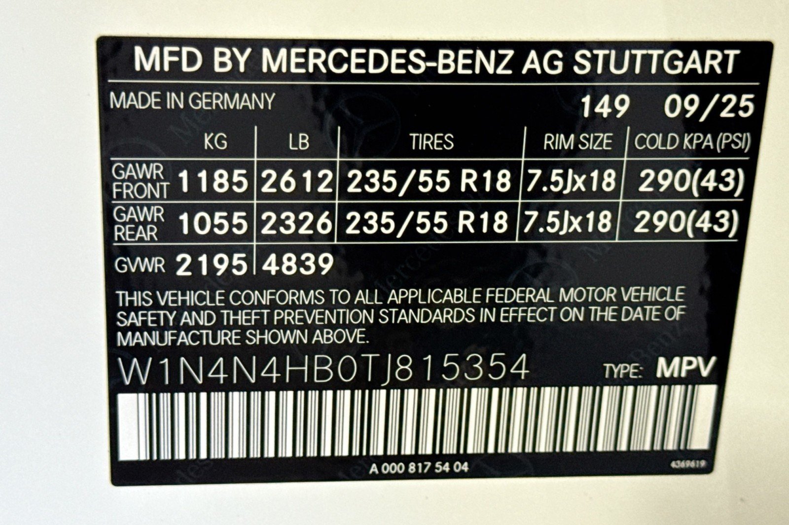 New 2026 Polar White Mercedes-Benz GLA 250 4MATIC® SUV image 30