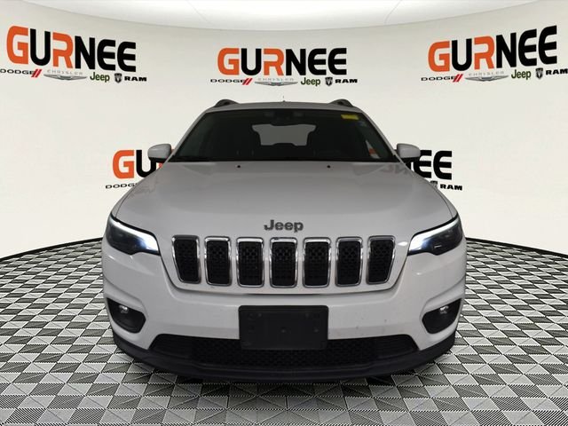 Used 2019 White Jeep Latitude image 7
