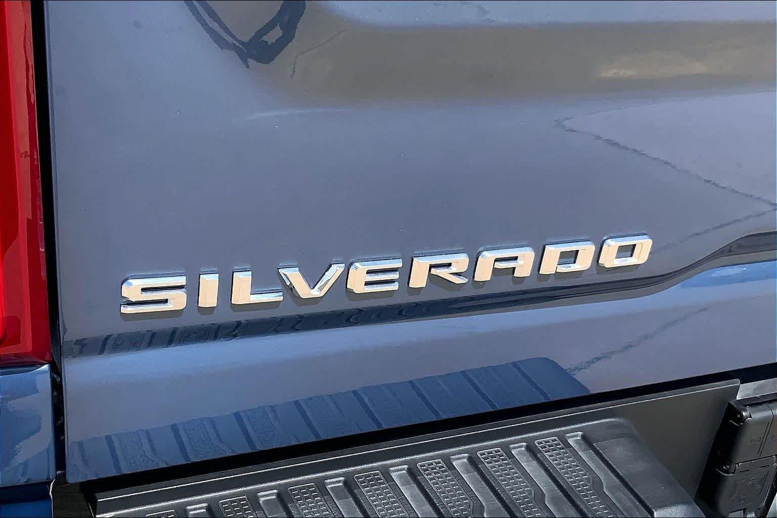 Used 2026 Lakeshore Blue Metallic Chevrolet LTZ DRW image 29