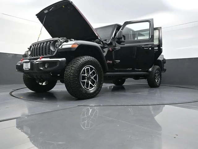 New 2026 Black Clear-Coat Exterior Paint Jeep Rubicon image 34