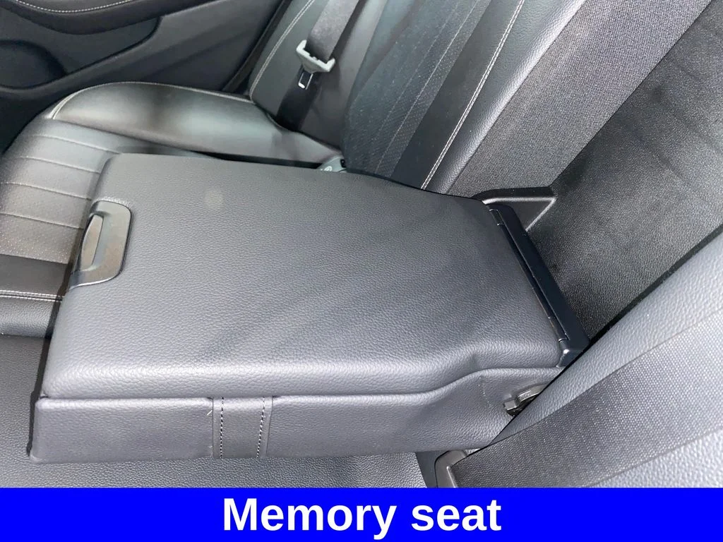 Used 2019 Gray Mercedes-Benz E 300 image 12