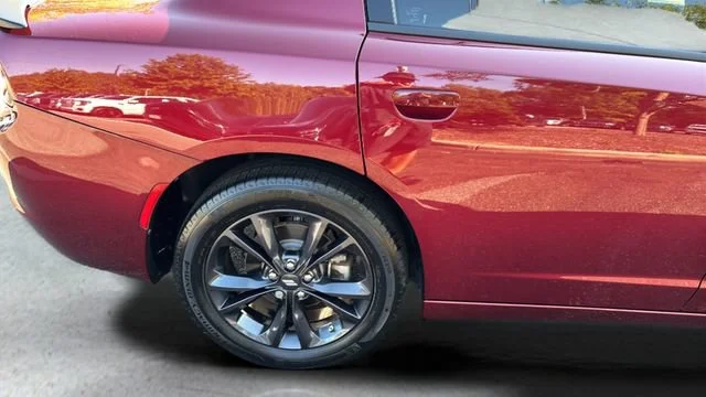 Used 2023 Red Dodge SXT AWD image 37