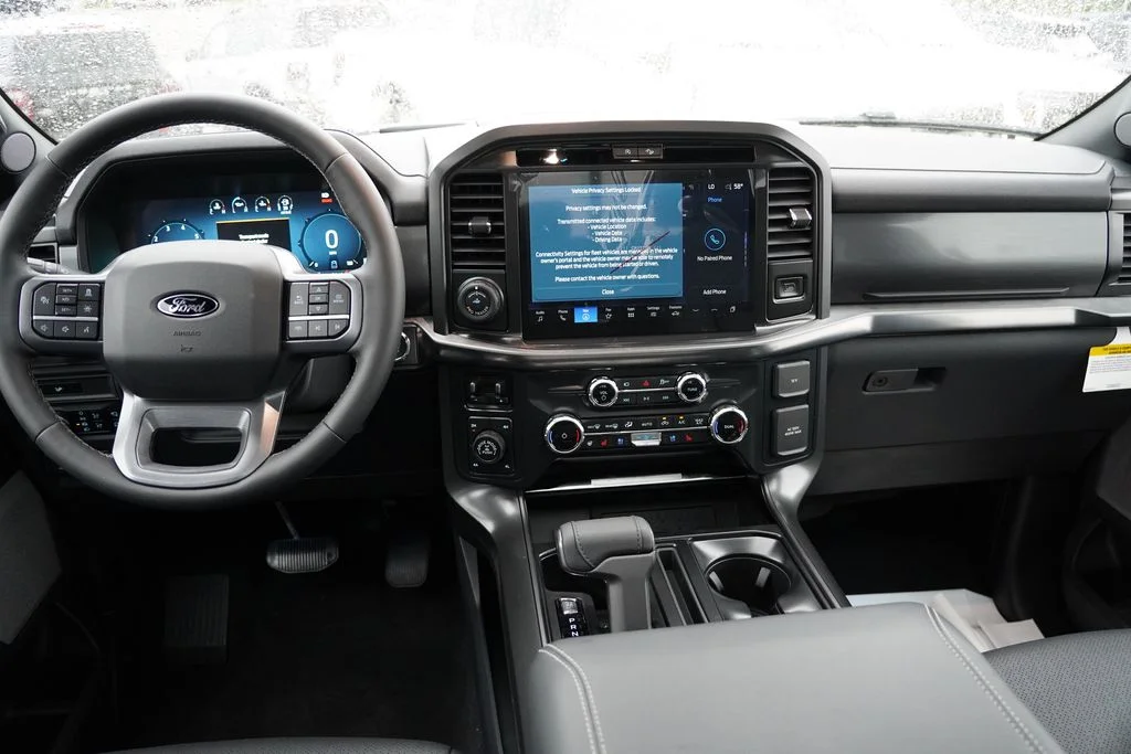 New 2026 Oxford White Ford Lariat image 15