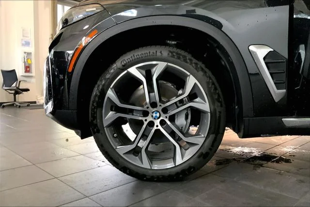 2026 BMW X5 40i - Photo 11