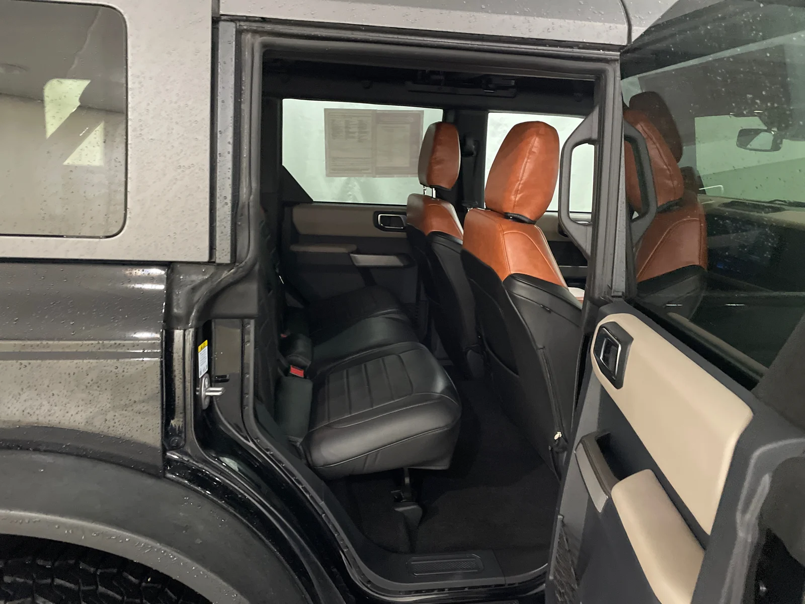 Used 2023 Shadow Black Ford Wildtrak image 28