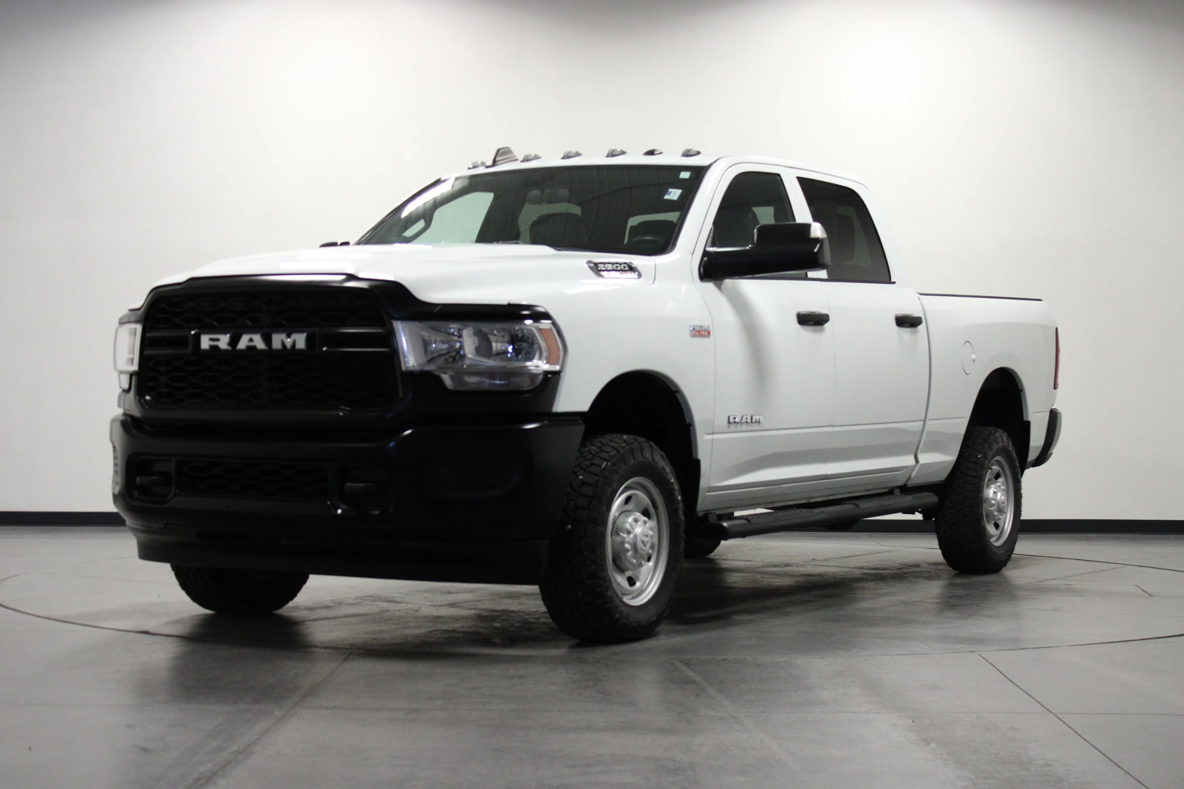 Used 2022 Bright White Clearcoat Ram Tradesman image 8