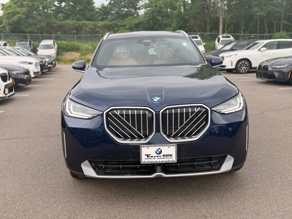 New 2026 Tanzanite Blue II Metallic BMW 30 xDrive image 2
