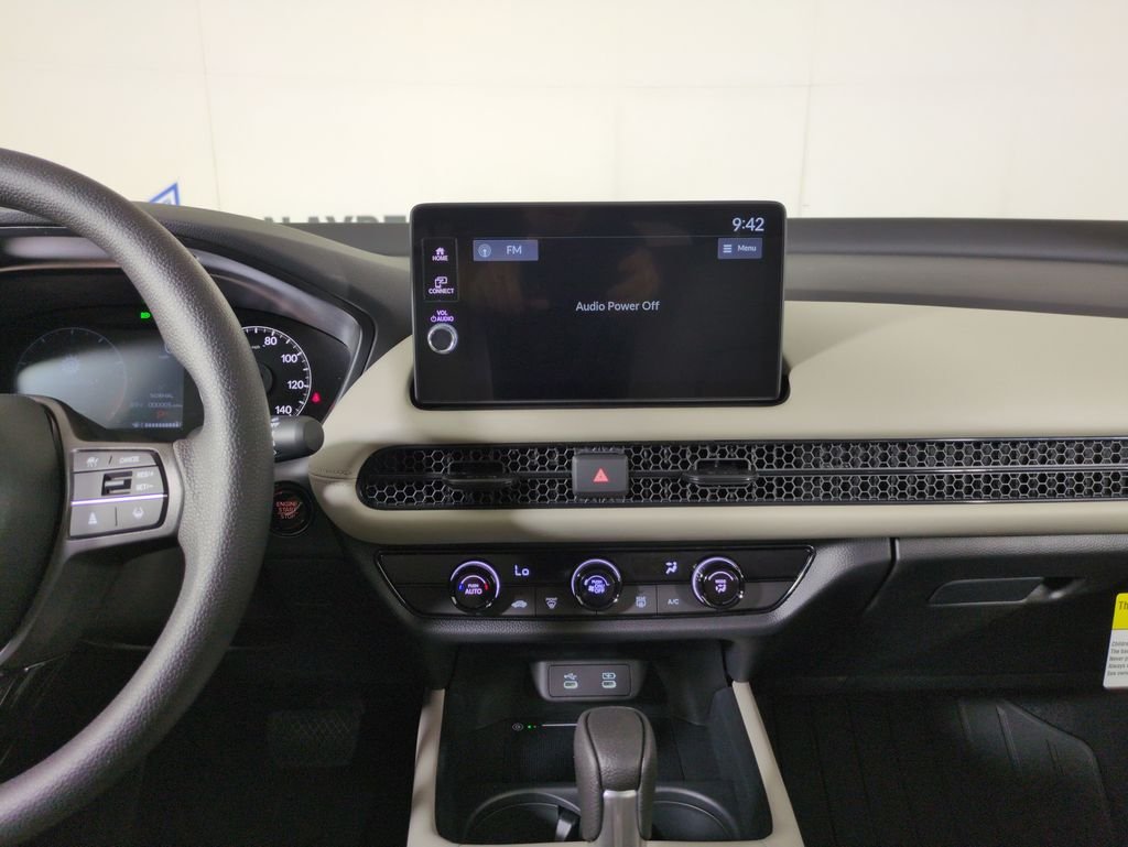 New 2027 Platinum White Pearl Honda LX image 17
