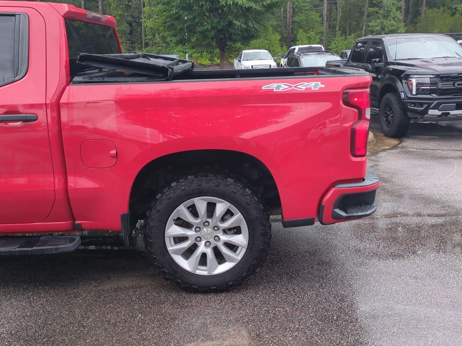 Used 2020 Red Hot Chevrolet Custom image 11