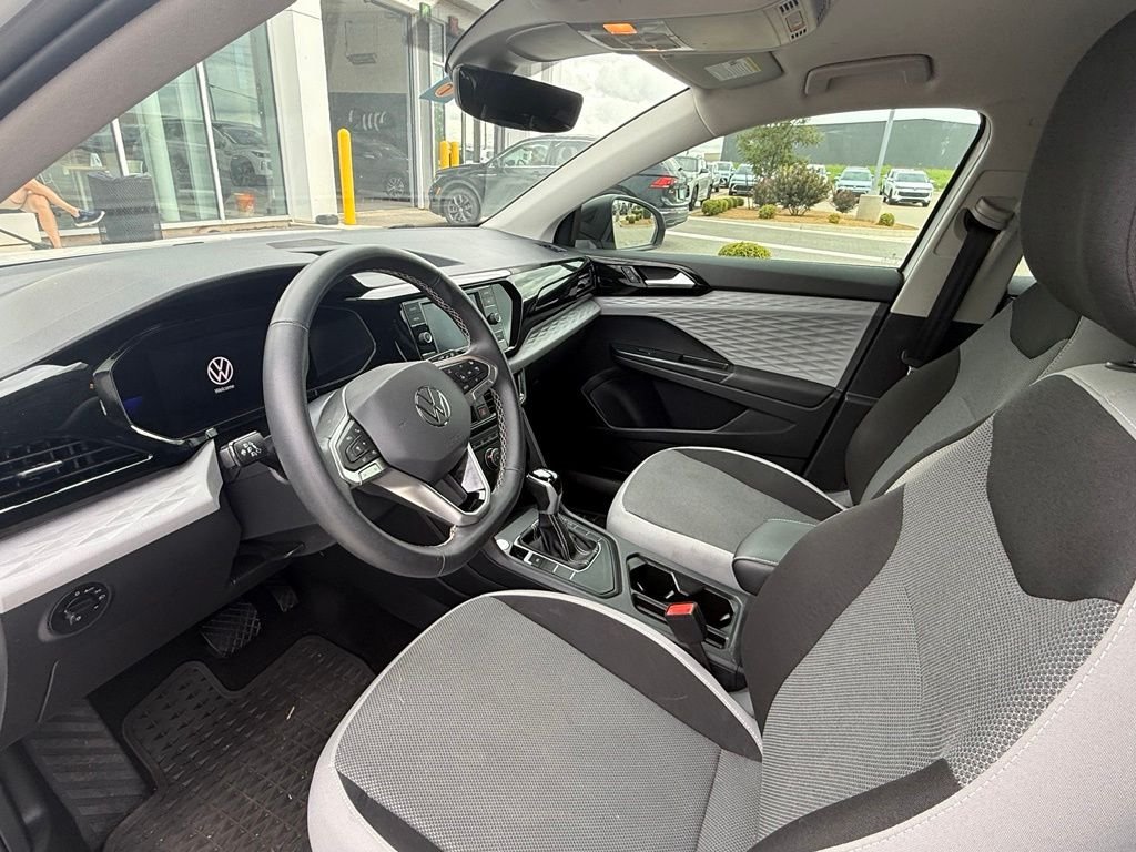Used 2022 Pure White Volkswagen 1.5T S image 10