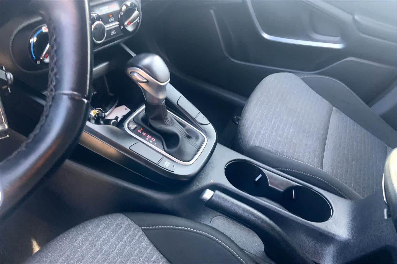 Used 2020 Snow White Pearl Kia GT-Line image 16