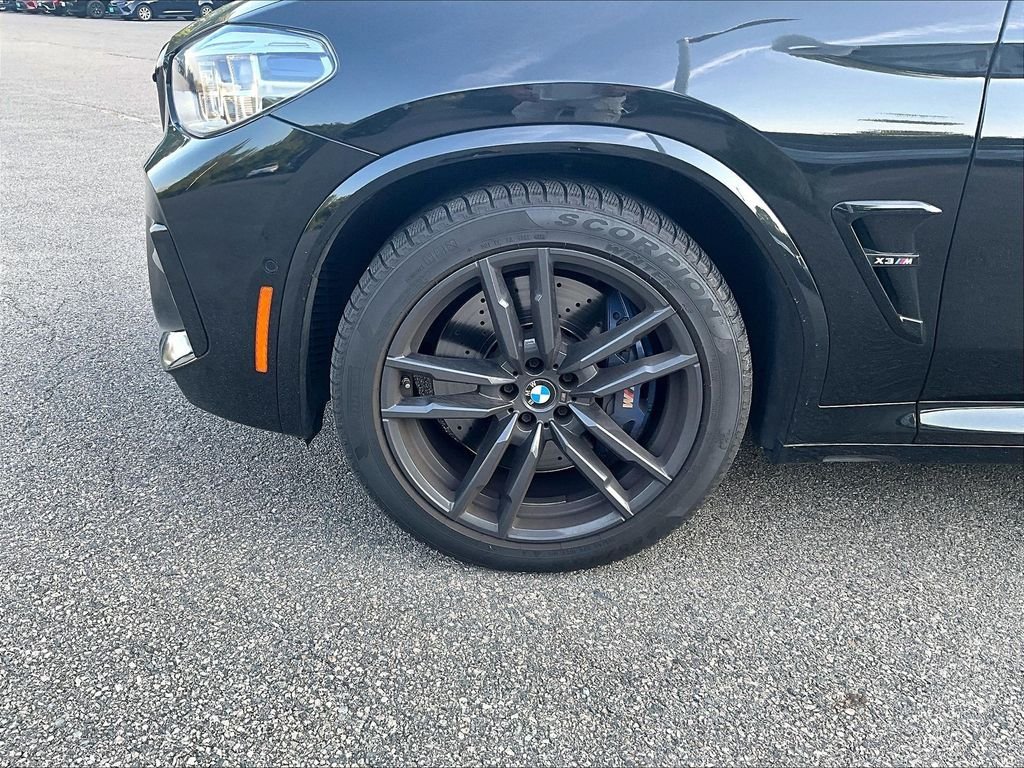 Used 2021 Black BMW M image 7