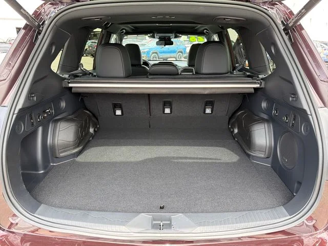 Certified Used 2026  Subaru Limited image 25