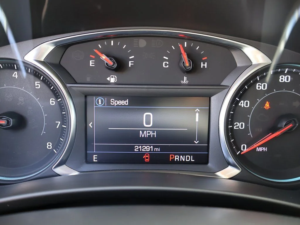 Used 2024 Gray Chevrolet LT image 41