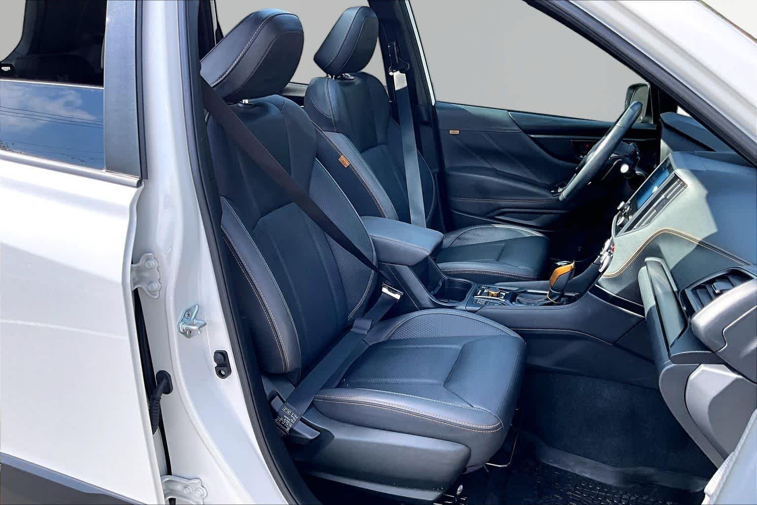 Used 2024 Crystal White Pearl Subaru Wilderness image 9