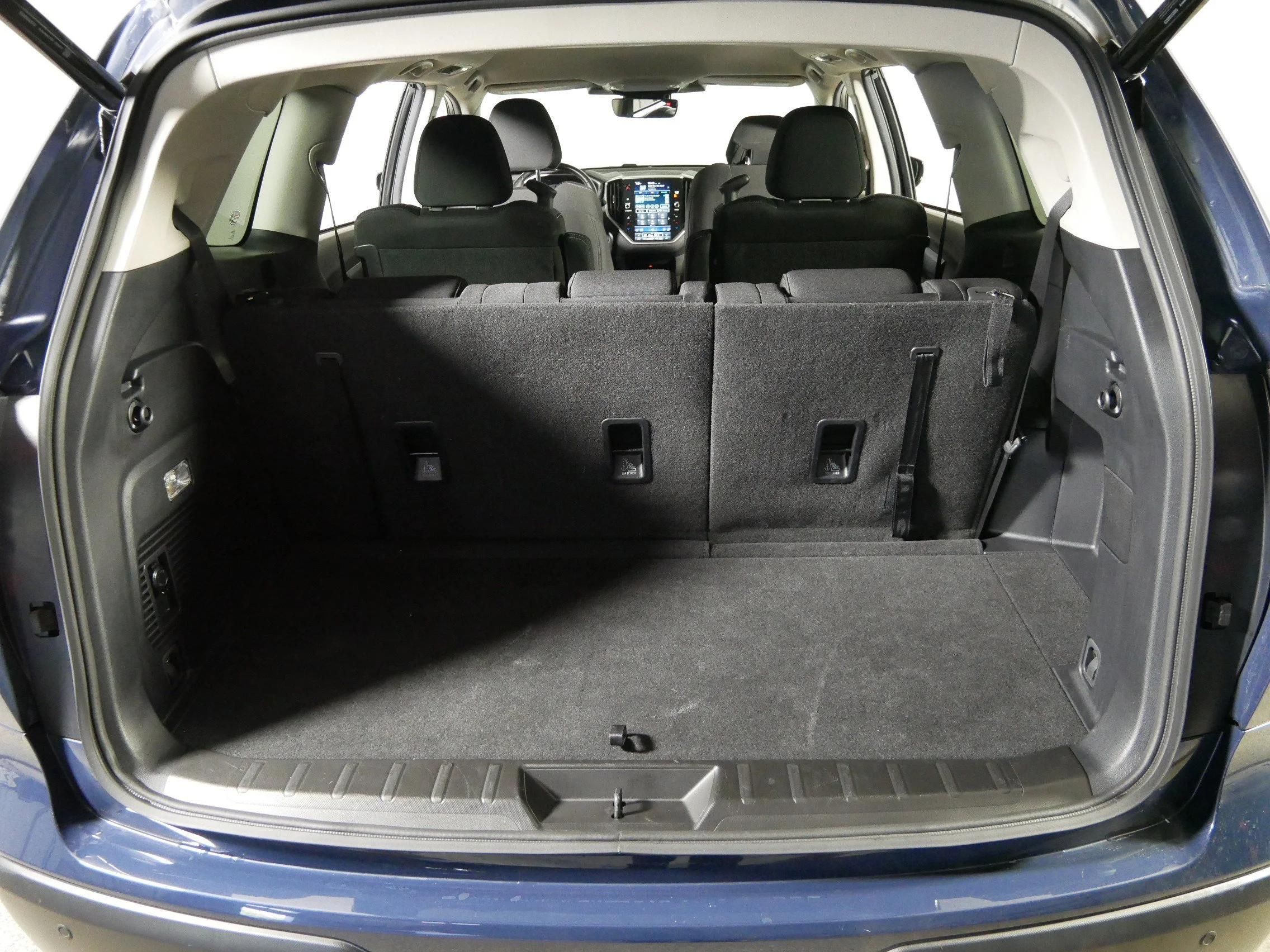 Used 2024 Cosmic Blue Pearl Subaru Premium image 18