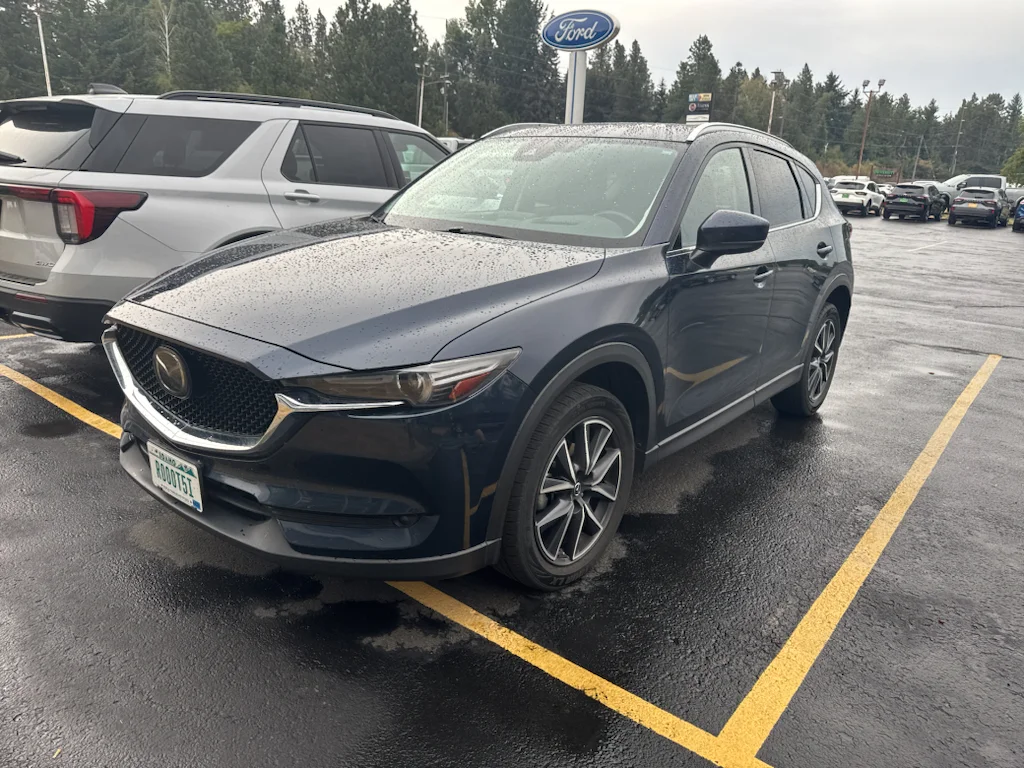 Used 2018 Deep Crystal Blue Mica Mazda Grand Touring image 1