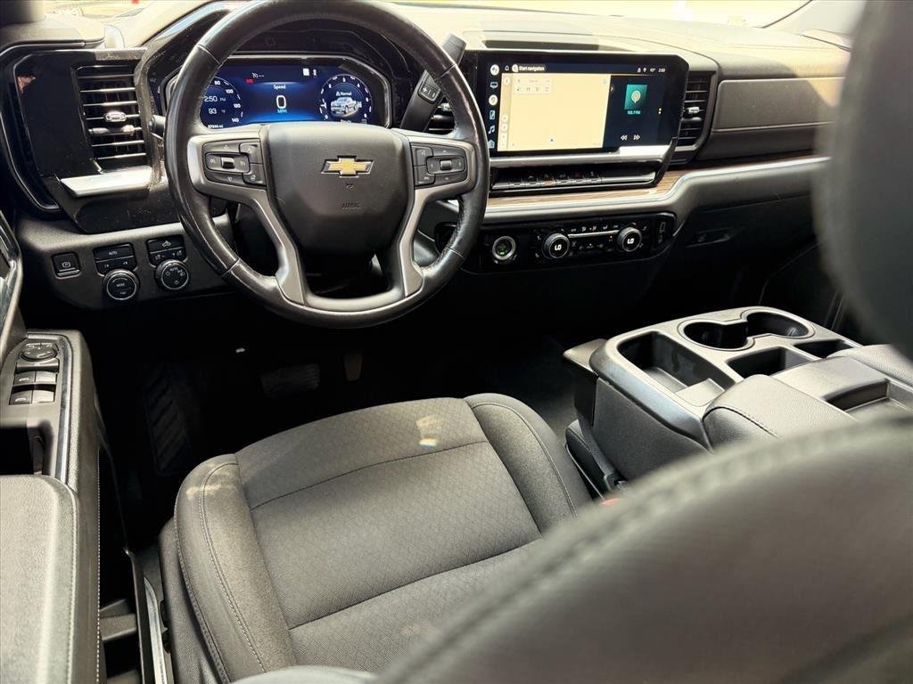 Used 2022 Black Chevrolet LT image 10