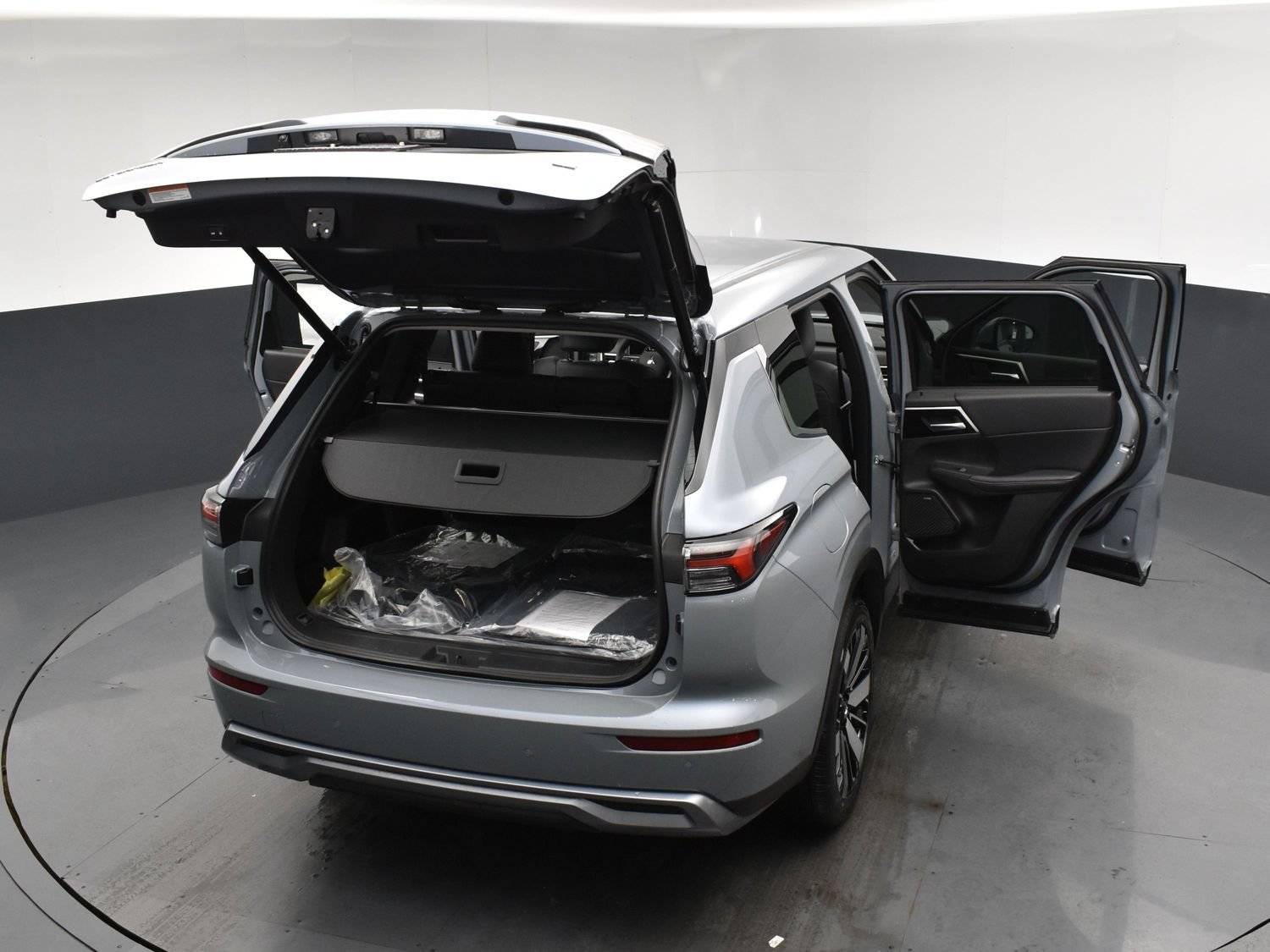 New 2026 Gray Mitsubishi SE 1.5T 2WD image 27