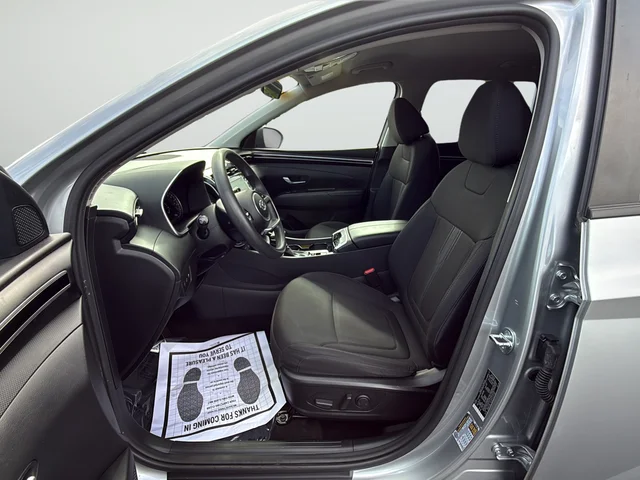 Used 2023 Silver Hyundai SEL image 10