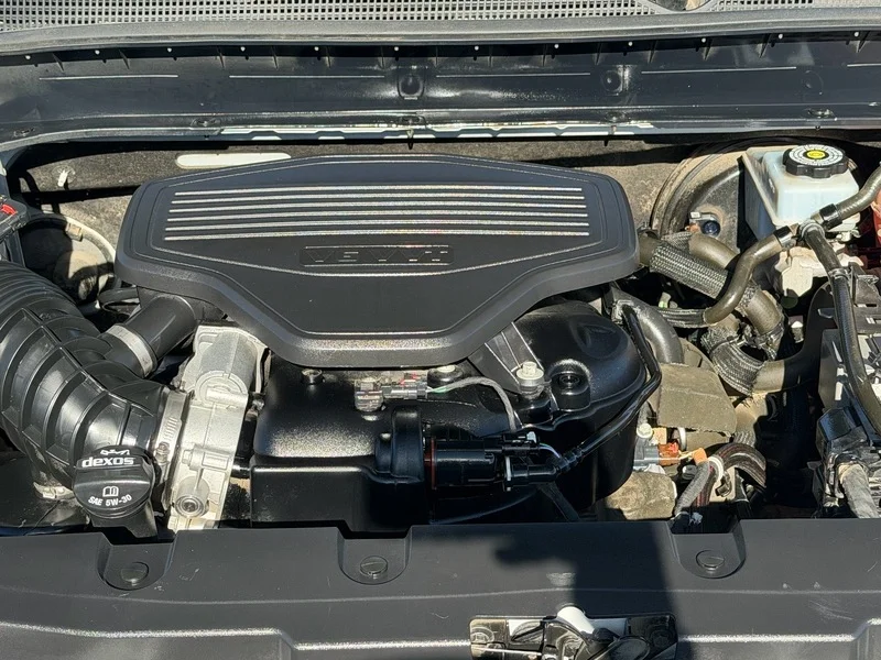 Used 2019 SUMMIT WHITE Chevrolet Premier image 28