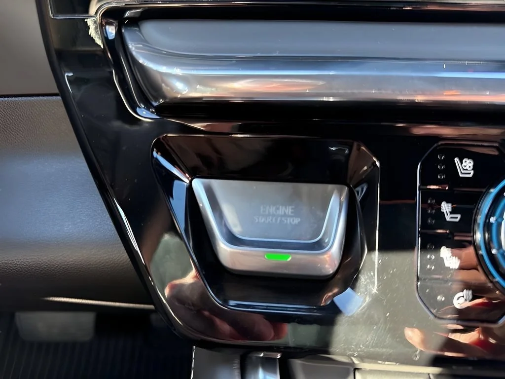 New 2026 Glacier White Tricoat GMC Denali Ultimate image 26
