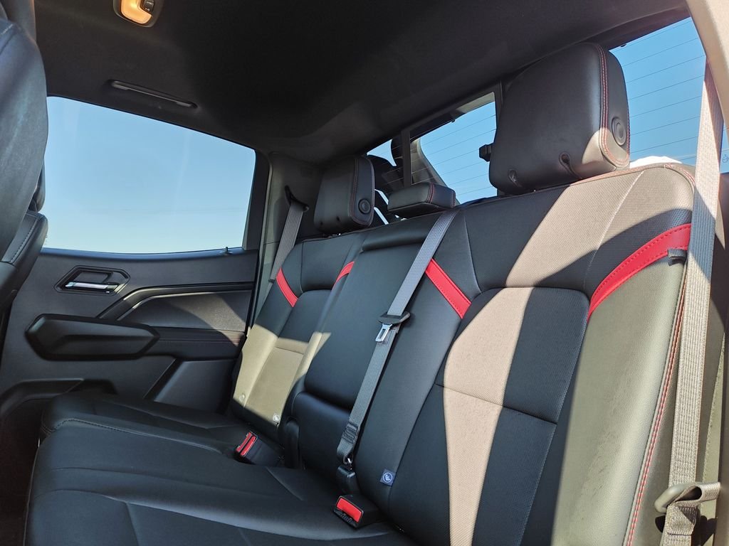 Used 2025 Orange Chevrolet Z71 image 14
