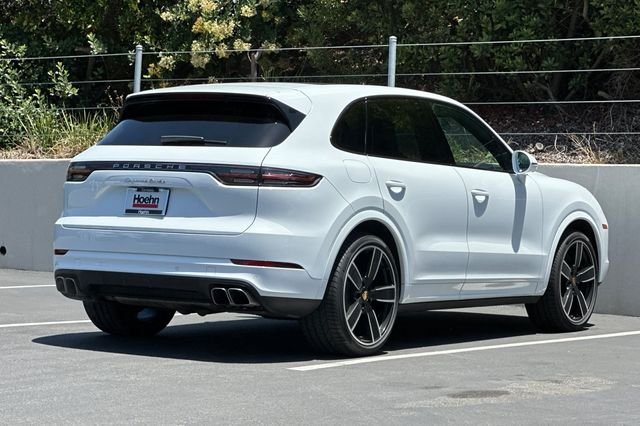 Used 2022  Porsche Turbo image 5