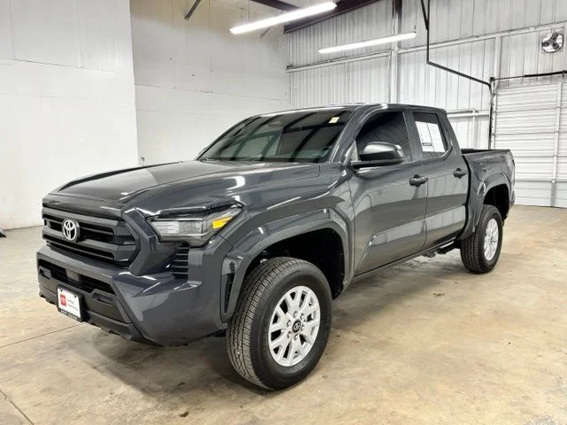 Used 2026  Toyota SR image 3