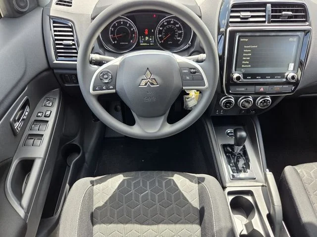 New 2026 Gray Mitsubishi  image 9