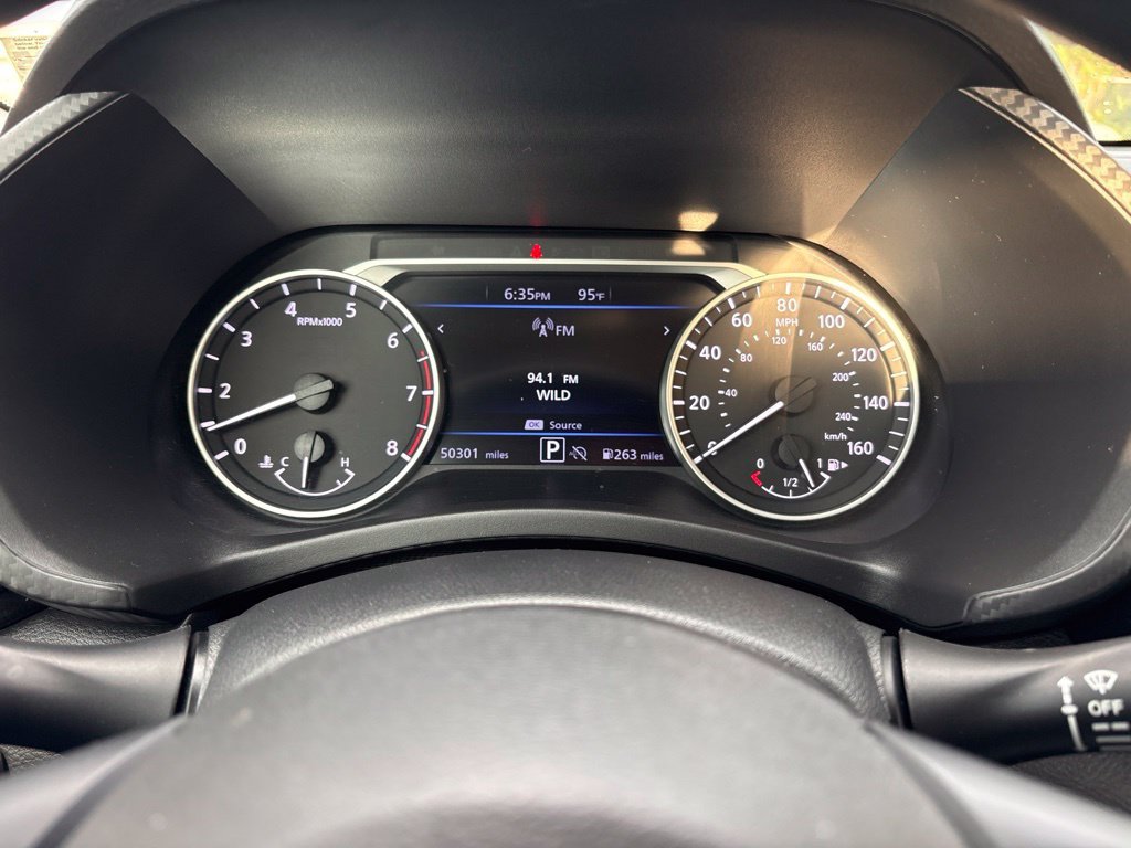Used 2025 White Nissan SV image 21